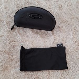 Oakley eye case & Microbag